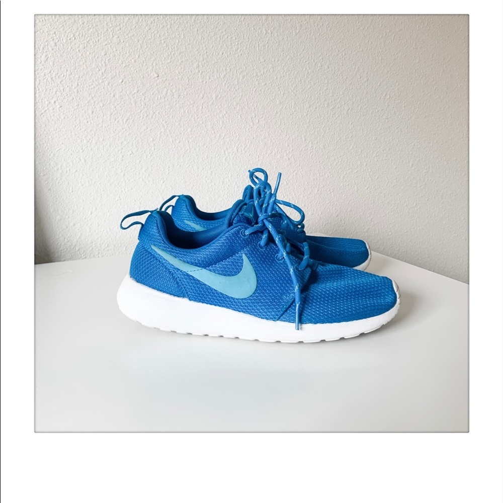 Nike Roshes